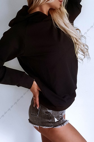 bluza-z-kapturem-damska-czarna-4