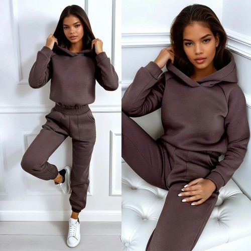 komplet dresowy czekoladowy