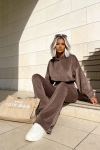 komplet damski welurowy wyszczuplające spodnie bluza z kapturem mocca brązowy